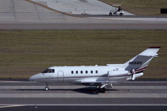 Hawker 800 (N891QS) - EJA891 Arriving from KINT on 11/29/2014 @ 2:33pm EST