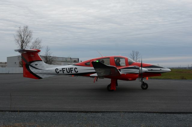 Diamond DA-62 (C-FUFC) - Visiting CYHU on 17-11-2021.