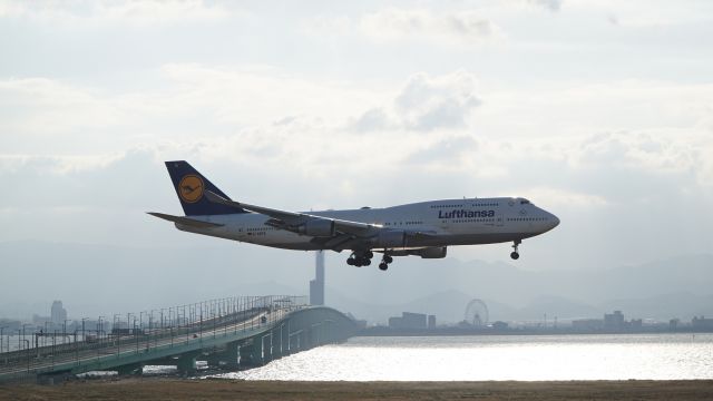 Boeing 747-200 (D-ABTK)