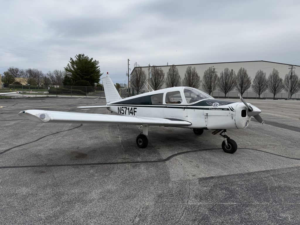 Piper Cherokee (N5714F)
