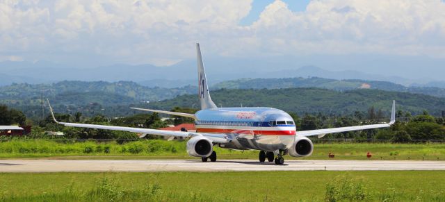 Boeing 737-800 (N873NN) - DominicanPlaneSpotters