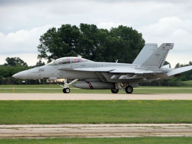 McDonnell Douglas FA-18 Hornet (0260)