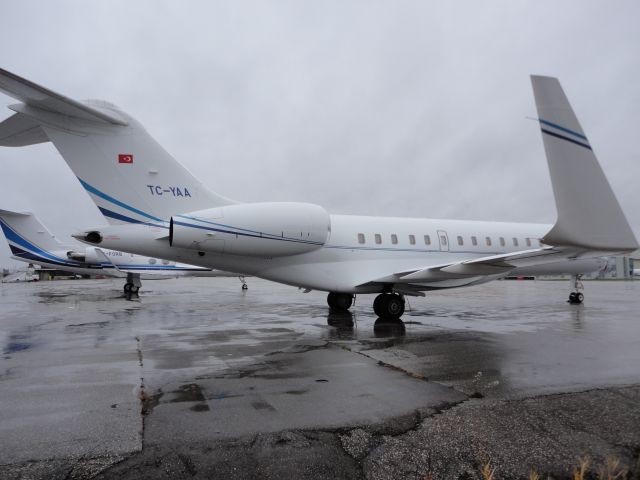 Bombardier Global Express (TC-YAA) - 10/28/12