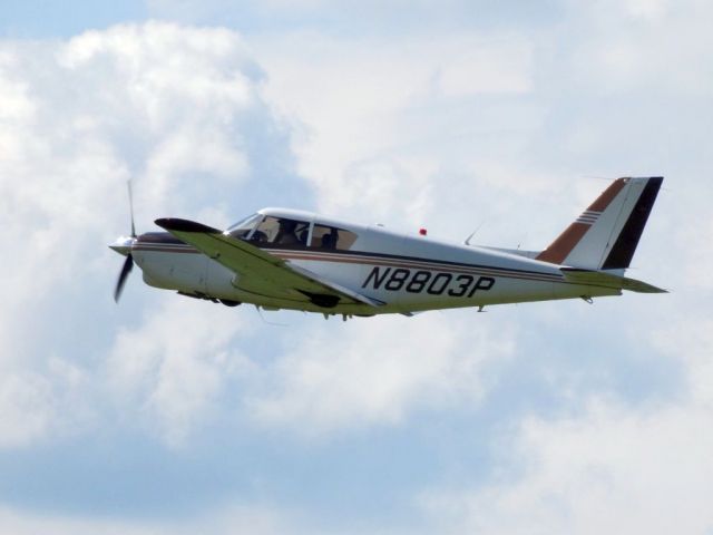 Piper PA-24 Comanche (N8803P)