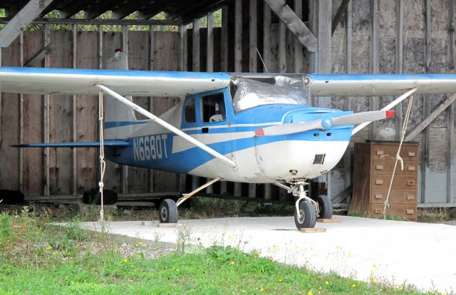 Cessna Commuter (N6680T)