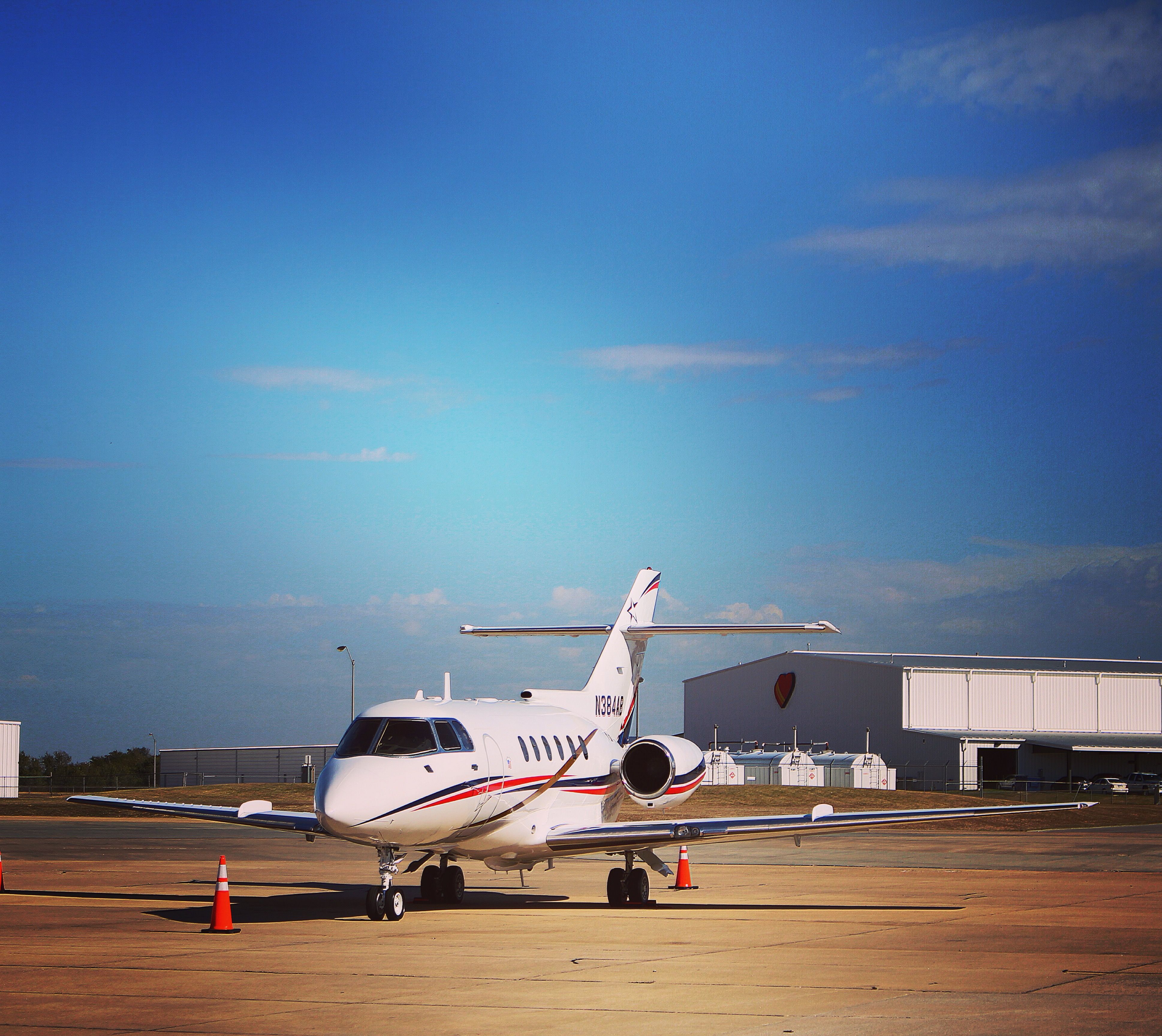 Hawker 800 (N384AB)