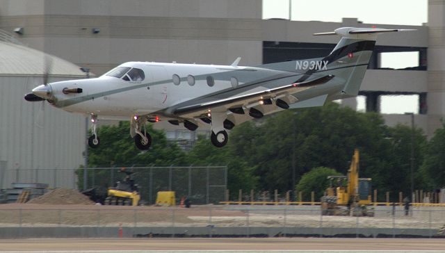 Pilatus PC-12 (N93NX)
