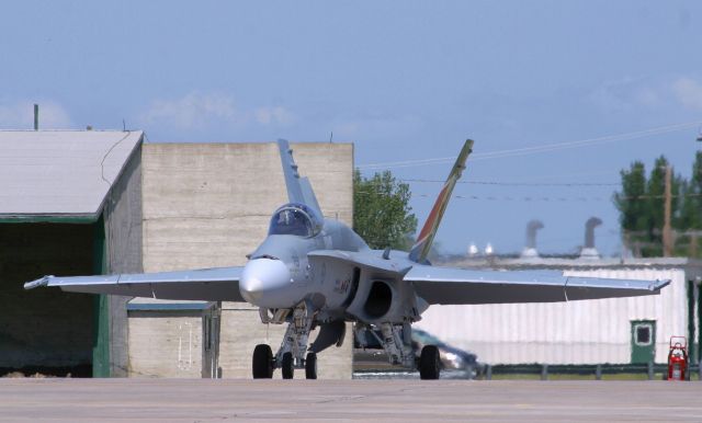 McDonnell Douglas FA-18 Hornet (18-8719)