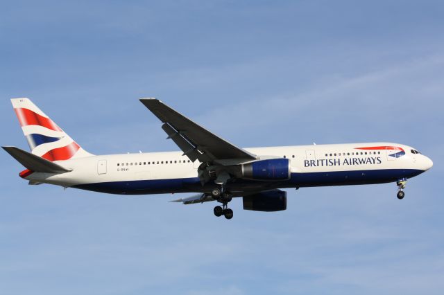 G-BNWI — - British Airways landing at CYYZ