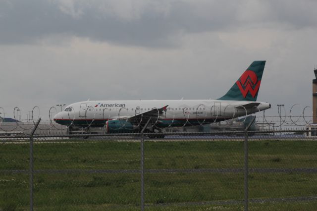 Airbus A319 (N838AW) - American Airlines A319 in legacy America West livery