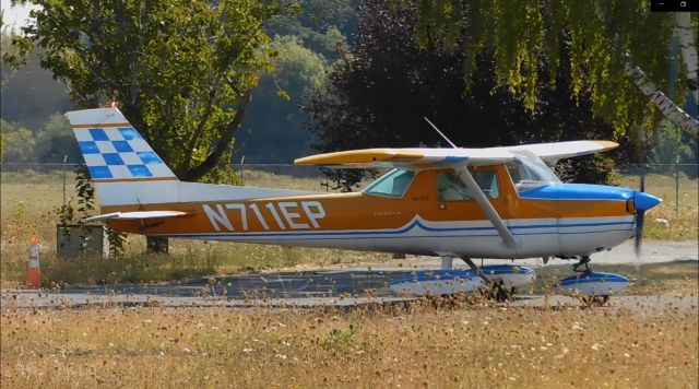 Cessna Commuter (N711EP) - N711EP moving from hanger for take off 4th September 2020.