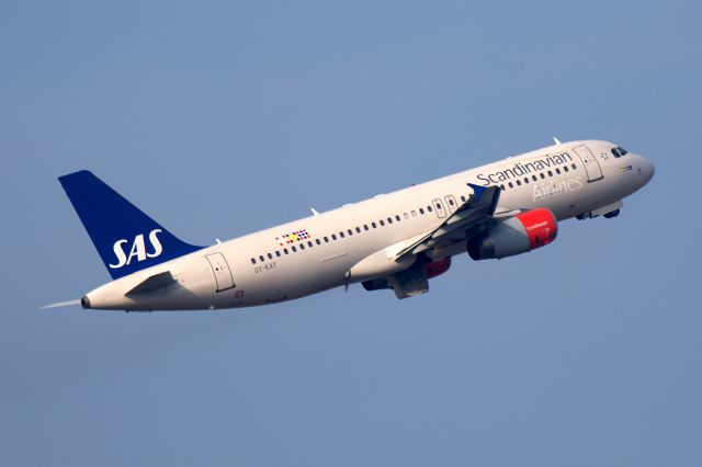 Airbus A320 (OY-KAY)