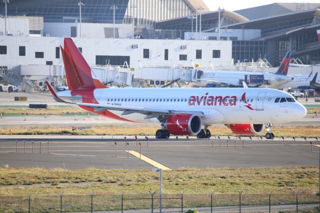 Airbus A320neo (N788AV)