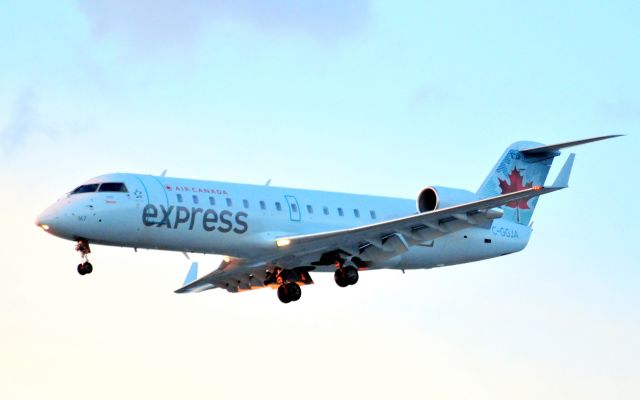 Canadair Regional Jet CRJ-100 (C-GGJA) - On approached at YVR , 27R