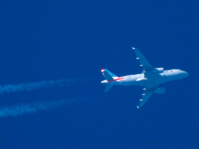 Airbus A319 (N830AW)