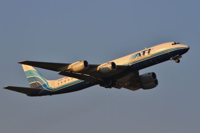 McDonnell Douglas DC-8-70 (N721CX)