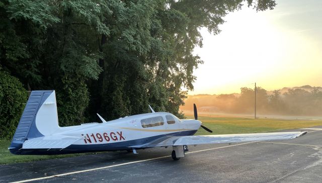 Mooney M-20 (N196GX) - Early morning departure 