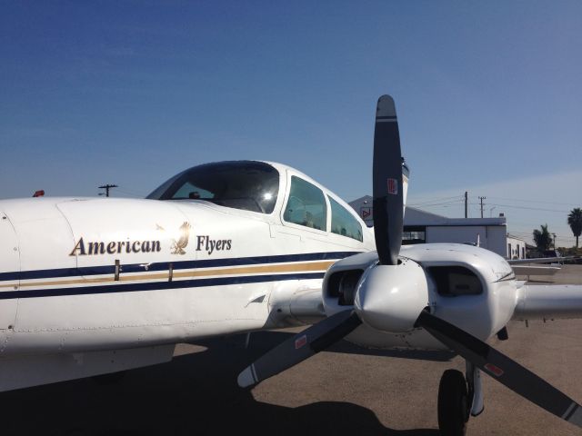 Cessna 310 (N87363)