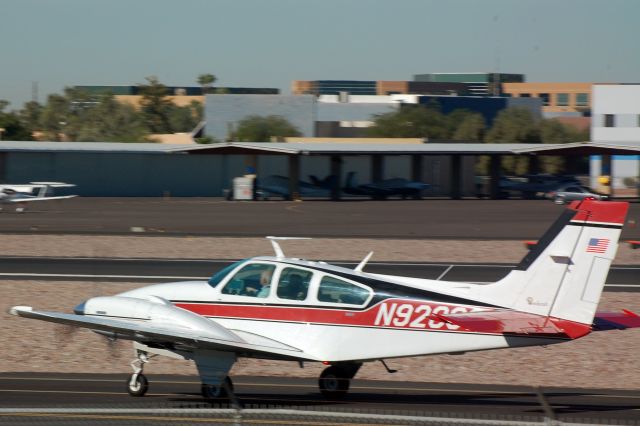 Beechcraft 55 Baron (N9266Q)