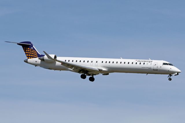 Canadair Regional Jet CRJ-900 (D-ACNU)