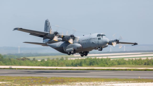 Lockheed C-130 Hercules (G781)