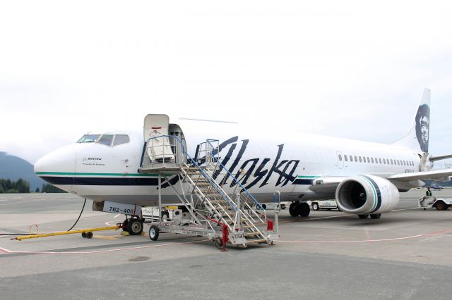 BOEING 737-400 (N762AS) - My ride on the milk run. 737-400 Combi. JUN-YAK-CDV-ANC. No jetway used for boarding.