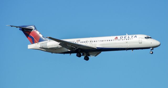 Boeing 717-200 (N953AT) - Crystal clear Halloween morning!  10/31/2021.