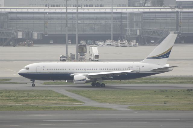 BOEING 767-200 (N763BF) - Taxing at Haneda Intl Airport on 2013/03/29 "Polaris Aviation"