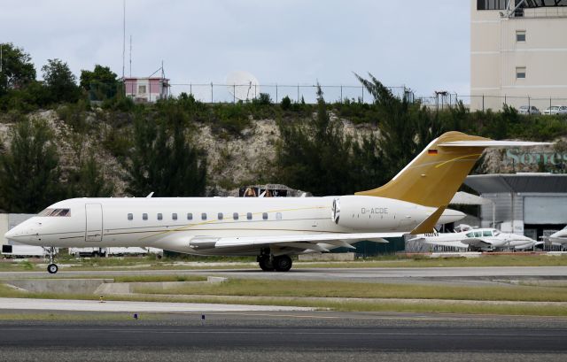 Bombardier Global 5000 (DCS296)