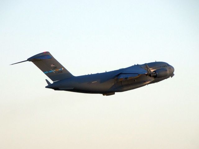 Boeing Globemaster III (07-7176)