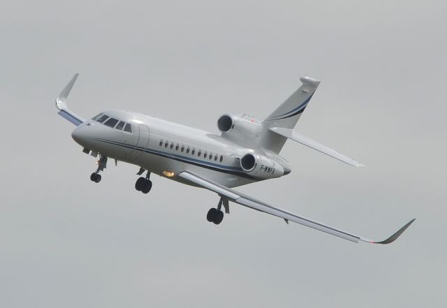 Dassault Falcon 900 (F-WWFB)