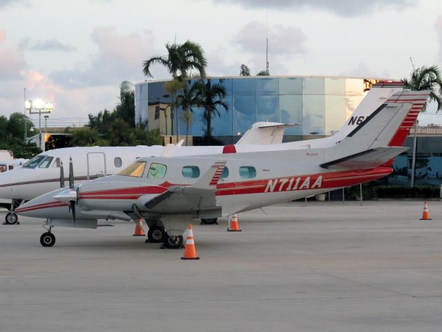 BOISAVIA Mercurey (N711AA) - A very fast piston twin. Looks great!