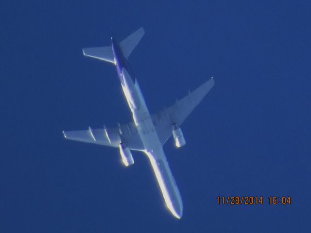 Boeing 757-200 (N905FD) - FedEx flight 378 from MEM to BIL over Baxter Springs Kansas (78KS) at 32,000 feet.