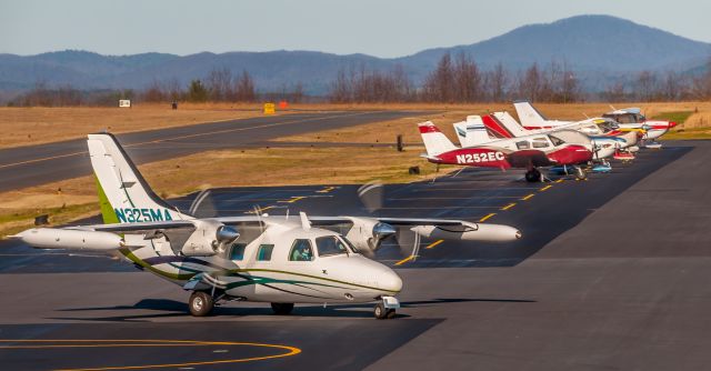 Mitsubishi MU-2 (N325MA) - Angel Flight