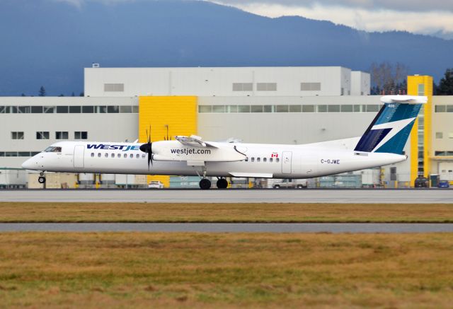 de Havilland Dash 8-400 (C-GJWE)