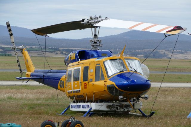 Bell VH-1 (VH-SEK)