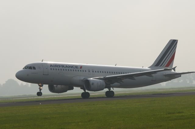 Airbus A320 (F-HEPA)