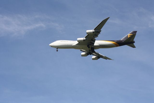 BOEING 747-8 (N606UP) - celebrating the 300 views we have on a photo of a southwest 737-700, Take a look at UPS’ Boeing 747-8F. Sorry if it’s blurry, Will post more photos with #300Viewsparty