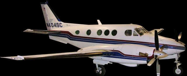 Beechcraft King Air 90 (N404SC)