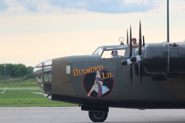 Consolidated B-24 Liberator (N24927)