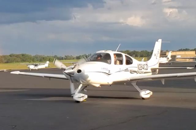 Cirrus SR-22 (N284CD) - RS Spencer welcomes the club's "new" SR22 to our current home base.