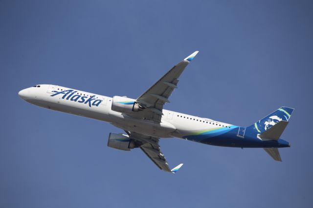 Airbus A321neo (N929VA)