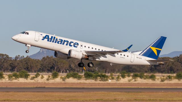 Embraer ERJ-190 (VH-UYI)