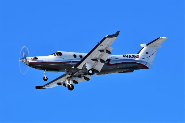 Pilatus PC-12 (N492WA) - Norwind Airlines Pilatus PC-12 arriving at YYC on Dec 31.