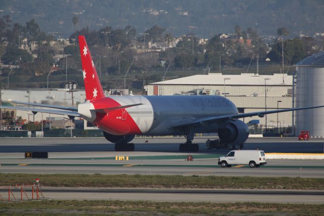 BOEING 777-300ER (VH-VPE)