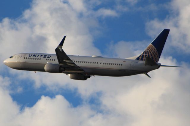 Boeing 737-800 (N45440)