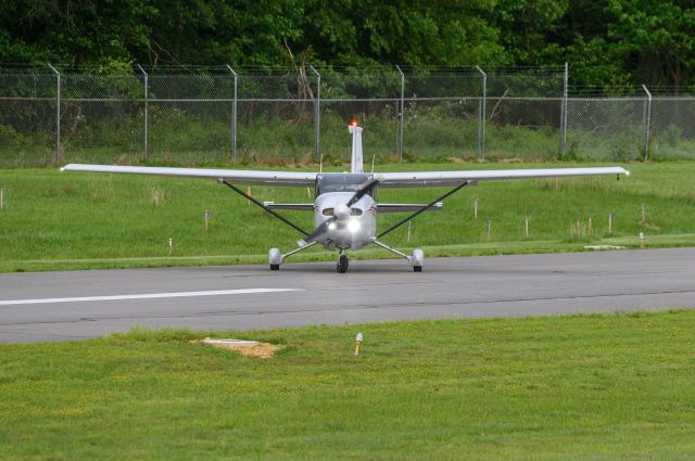 Cessna Skylane (N222PX)