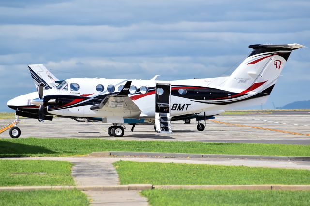 Beechcraft Super King Air 200 (VH-8MT)