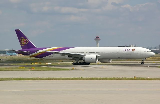 BOEING 777-300ER (HS-TKQ)