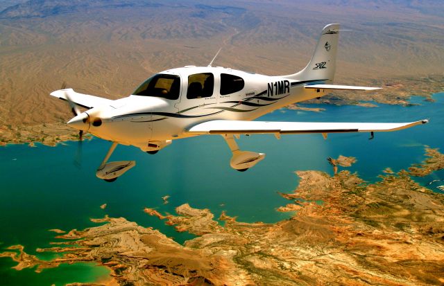 Cirrus SR-22 (N1MR) - N1MR over Lake Mead